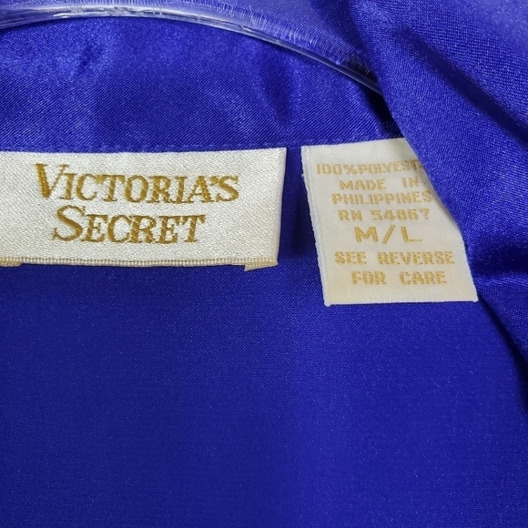 VICTORIA'S SECRET BUTTON FRONT SLEEPWEAR - Picture 4 of 6